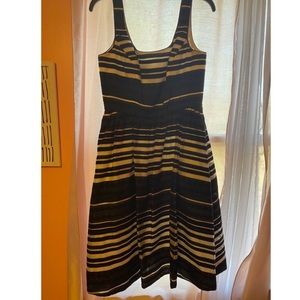 Size 6 donna morgan midi dress worn one time perfect condition